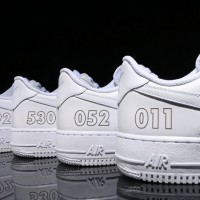 「NIKE AIR FORCE 1’07」（1万2,000円）