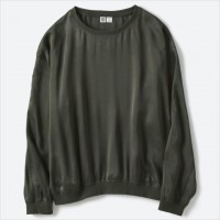 W UサテンTブラウス（L）+E（2,990円）