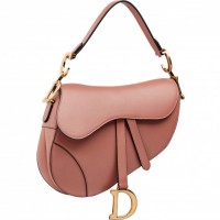 「SADDLE BAG」Rose Noisette（ミディアム 36万円）