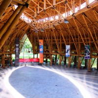 Andry Widyowijatnoko「Great Hall OBI Eco Campus」2011年