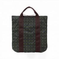 「2WAY TOTE BAG」（4万3,000円）