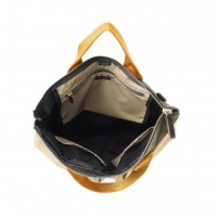 「2WAY HELMET BAG」（5万5,000円）