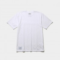 THE CONVENI×WTAPS「WTAPS PACK TEE」（8,500円）