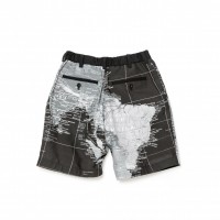 <Boy’s> Shorts Price: 1万9,000円