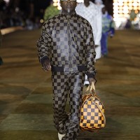 LOUIS VUITTON MEN’S SPRING-SUMMER 2024 FASHION SHOW