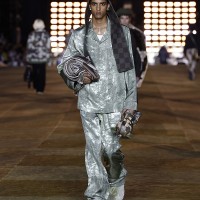 LOUIS VUITTON MEN’S SPRING-SUMMER 2024 FASHION SHOW