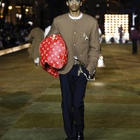 LOUIS VUITTON MEN’S SPRING-SUMMER 2024 FASHION SHOW