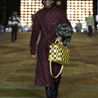 LOUIS VUITTON MEN’S SPRING-SUMMER 2024 FASHION SHOW