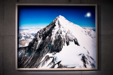 ローツェからエベレストを撮った、石川直樹の写真展がホワイトマウンテニアリングで開催中