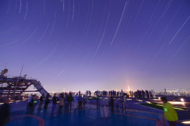 “都内で最も空に近い”六本木ヒルズ展望台から夜空を見上げて木星を探す会