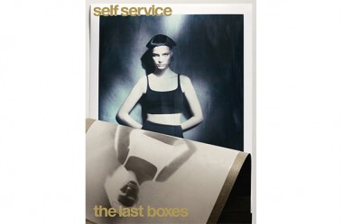 保存版！『Self Service』最新号は荒木経惟、ロバート・フランクらのポラロイド作品を大特集【ShelfオススメBOOK】