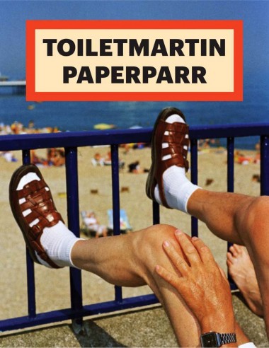 『TOILETPAPER』のゲストに写真家マーティン・パーを迎えた特別イシュー【ShelfオススメBOOK】