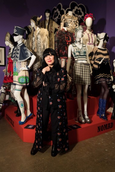 ロンドンで開催されたアナ スイの「THE WORLD OF ANNA SUI」展が六本木に上陸