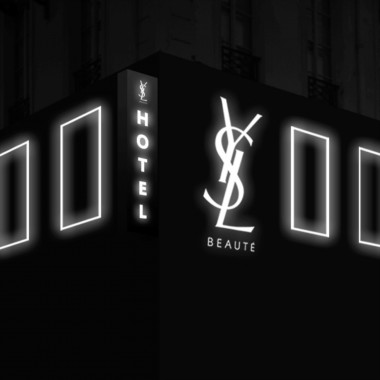 イヴ・サンローランのホテルが出現! 表参道に2日間限定「YSL BEAUTY HOTEL」オープン