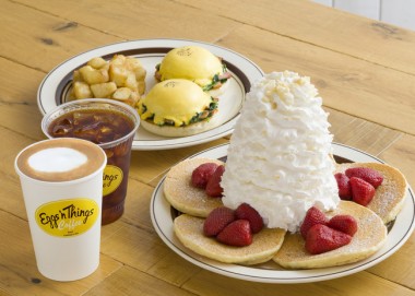 Eggs ’n Things Coffeeの国内5号店が、9月2日オープンのグランエミオ所沢に出店