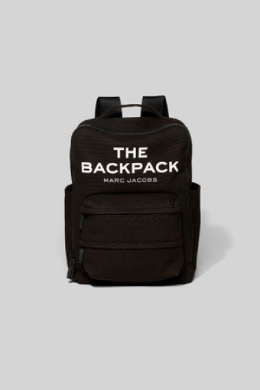 オーバーサイズグラフィックが魅力! マーク ジェイコブスの新作バックパック「THE BACKPACK」が日本先行で発売