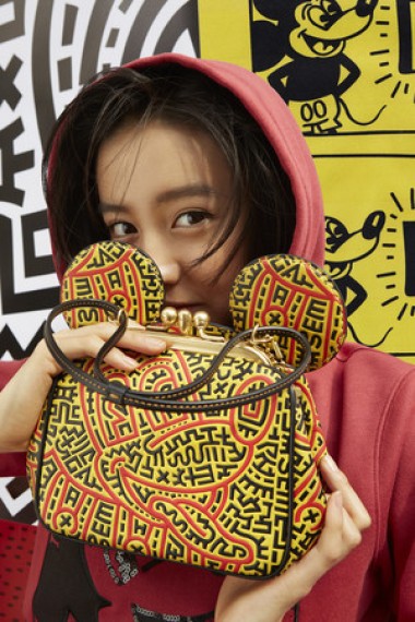 アメリカを代表する3つのアイコンが一堂に! コーチからDisney Mickey Mouse x Keith Haring コレクションが登場