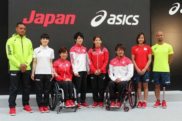 ファッショントレンドニュース | FASHION HEADLINEアシックス、リオ五輪の日本選手団公式ウエアを発表。胸に桜満開！