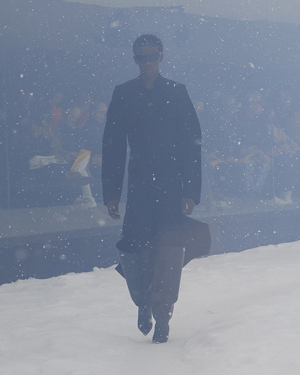 BALENCIAGA 360° WINTER 22 COLLECTION