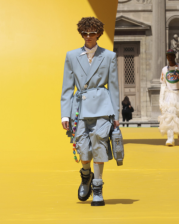 LOUIS VUITTON SPRING SUMMER 2023 MEN SHOW