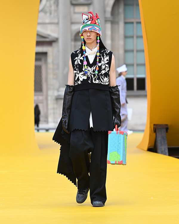 LOUIS VUITTON SPRING SUMMER 2023 MEN SHOW