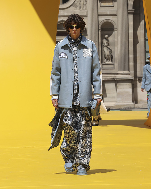 LOUIS VUITTON SPRING SUMMER 2023 MEN SHOW