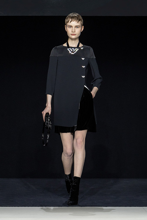 Emporio Armani Women's Fall Winter 2023-24 Fashion Show