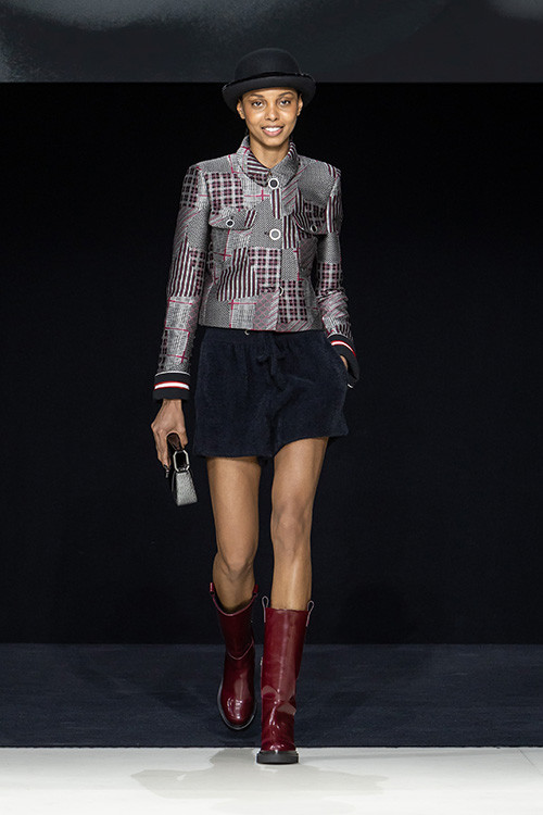 Emporio Armani Women's Fall Winter 2023-24 Fashion Show