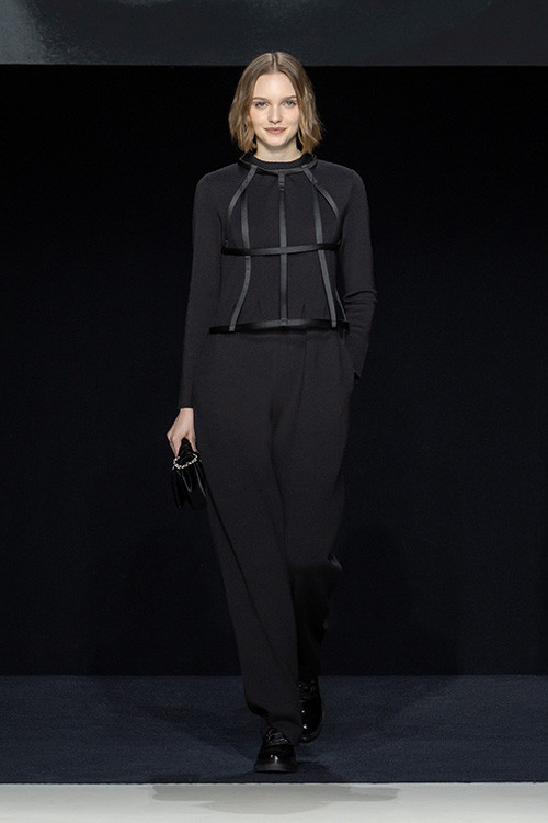 Emporio Armani Women's Fall Winter 2023-24 Fashion Show