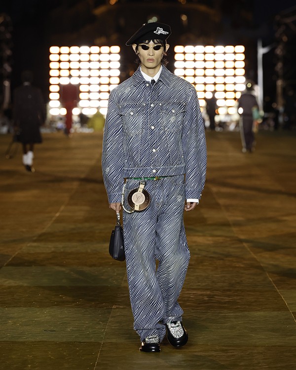 LOUIS VUITTON MEN’S SPRING-SUMMER 2024 FASHION SHOW