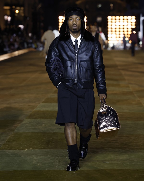 LOUIS VUITTON MEN’S SPRING-SUMMER 2024 FASHION SHOW