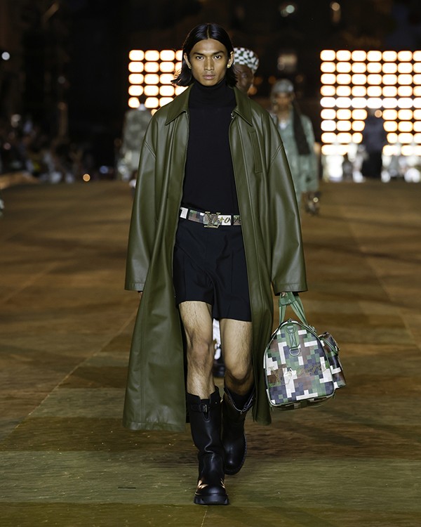 LOUIS VUITTON MEN’S SPRING-SUMMER 2024 FASHION SHOW