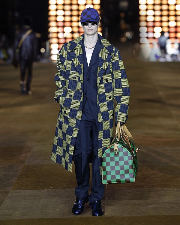 LOUIS VUITTON MEN’S SPRING-SUMMER 2024 FASHION SHOW