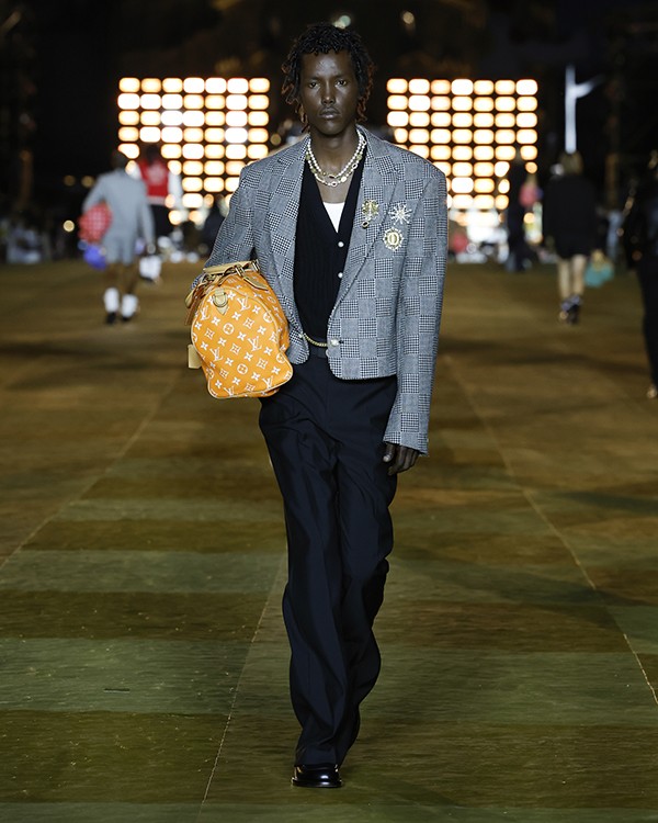 LOUIS VUITTON MEN’S SPRING-SUMMER 2024 FASHION SHOW