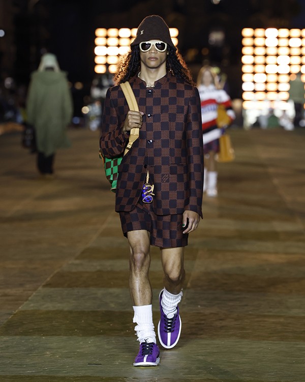 LOUIS VUITTON MEN’S SPRING-SUMMER 2024 FASHION SHOW