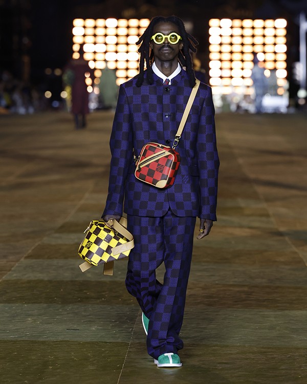 LOUIS VUITTON MEN’S SPRING-SUMMER 2024 FASHION SHOW