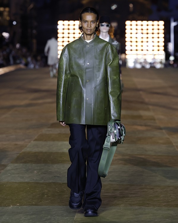 LOUIS VUITTON MEN’S SPRING-SUMMER 2024 FASHION SHOW