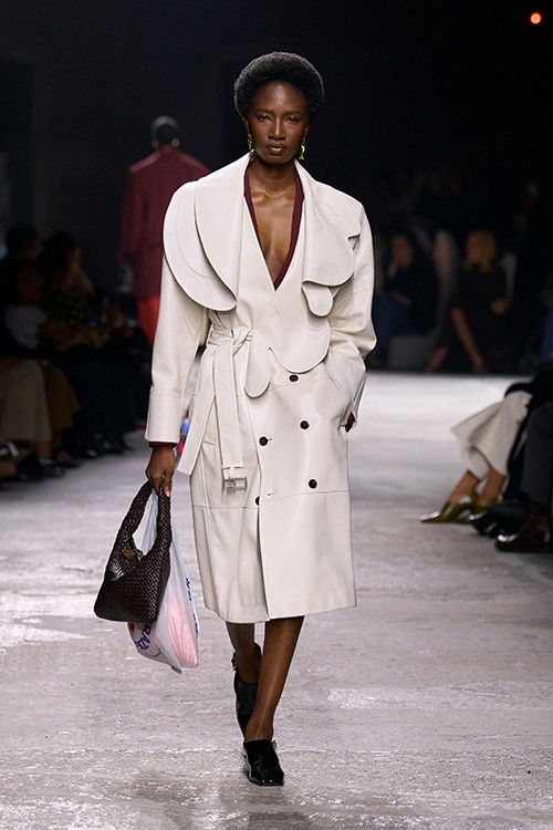 Bottega Veneta Summer 25 Show